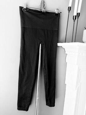 SPANX High-Waist Black Leggings
